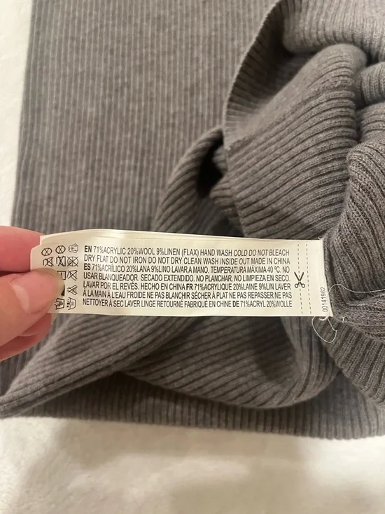 Forever 21 Ribbed Knit Long Sleeve Midi Dress-Size Small - Picture 4 of 6